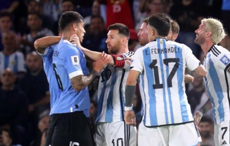 乌拉圭vs阿根廷2:0