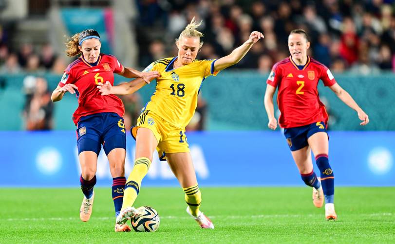 女足半决赛西班牙vs瑞典